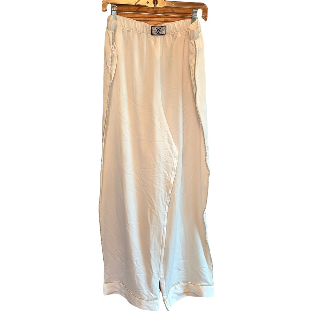 Victoria’s Secret Light Cream lounge pants w/ Elastic Waist size XL